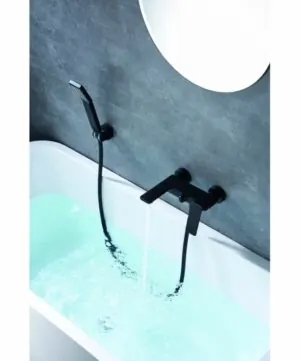 Rubinetto per vasca/doccia Fiji nero opaco [ VAROBATH ]