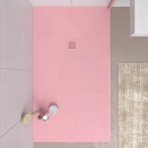 Piatto doccia CLOE in resina rosa pallido e altri colori esclusivi con texture ardesia antibatterica e antiscivolo. Griglia termolaccata